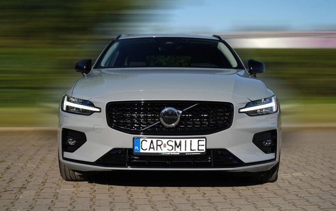 Volvo V60 cena 222967 przebieg: 1, rok produkcji 2023 z Chojnice małe 352